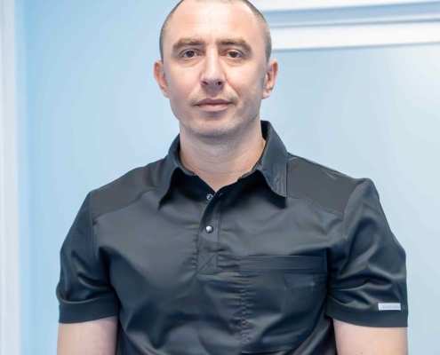 Д-р Евгений Карастоянов